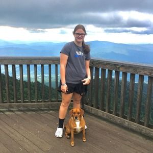 Meet your Posher, Adrianne